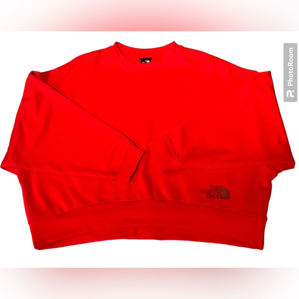 NWT THE NORTH FACE OVERSIZED FLEECE SWEATSHIRT IN FIERY RED. XXL